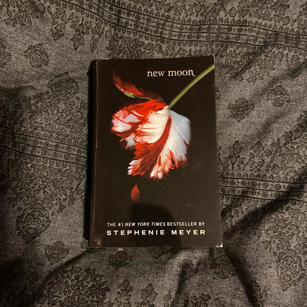 Twilight Books - Picture 3 of 3